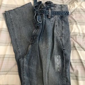 ABERCROMBIE Paper Bag Mom Jeans
